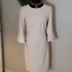 🌞🌞DONNA MORGAN Bell Sleeve Dress